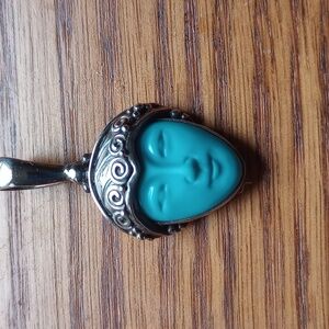 Sajen Offerings Goddess.           Your Purchase Supports Wildlife Rescue!